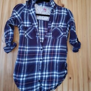 No boundaries blue & white button down